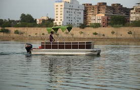 Custom Pontoon Boat in Ahmedabad