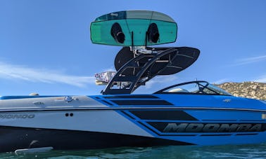 Moomba Mondo Surf Edition in Lakeside