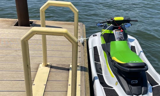 2021 Yamaha EX Deluxe Jetski on a Lake Norman (PWC RENTAL)