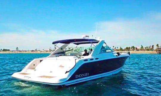 Donzi 40' (Up to 12 People) - Captain & Fuel Included (MAP #CT3020)