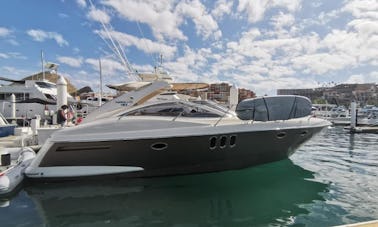 Aluguel de iates a motor de 41 pés de estilo único em Cabo San Lucas, Baja California Sur