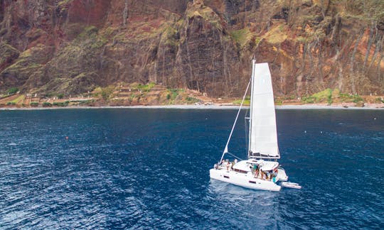 Beautiful Sailing Catamaran Lagoon 42 in Funchal