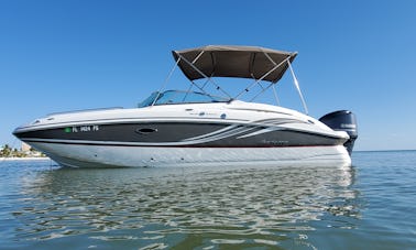 ¡Embarcación de cubierta Hurricane de 24 pies para toda la familia entregada en su muelle!