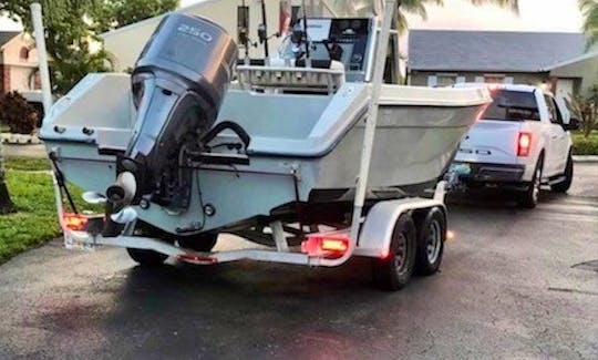 2009 Amazing Cobia 22ft Center Console in Key Biscayne