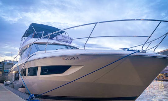 50’ Luxury Prestige Flybridge Yacht for Charter in Tampa, Florida