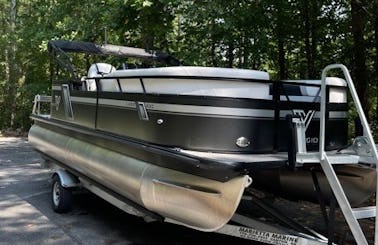 2021 20ft Pontoon Boat on Allatoona Lake