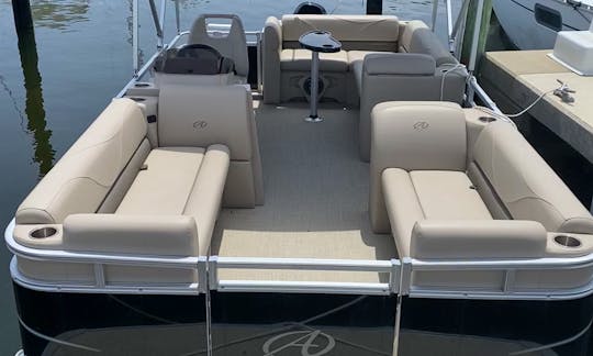 Brand New & Sanitized Avalon Pontoon 2021 with/without captain