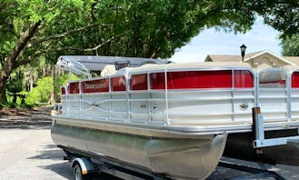 2017 Berkshire 21ft Pontoon Boat Rental in Dunedin, Florida