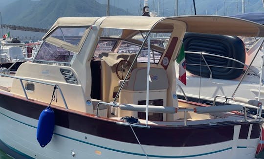 2021 Iate a motor Jeranto 7.5 Cabin 28' em Castellammare di Stabia