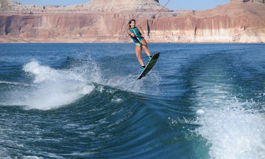 2015 Supreme Surf S21,     Saguaro Lake