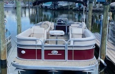 2018 Princecraft 25' Pontoon Boat for Rent in Clearwater