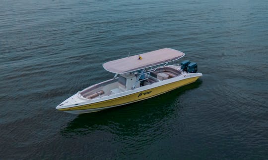 Rent a 30 ft. Megayates boat for 10 people in Baru, Cartagena