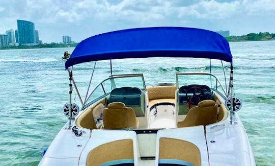 Yamaha SX 230 Jet Boat Charter in Miami Beach
