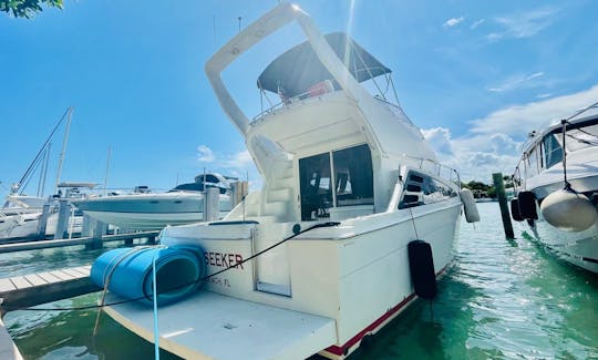 El Carver 38SS Flybridge «Soul Seeker» de 38 pies será explorado en Miami Beach