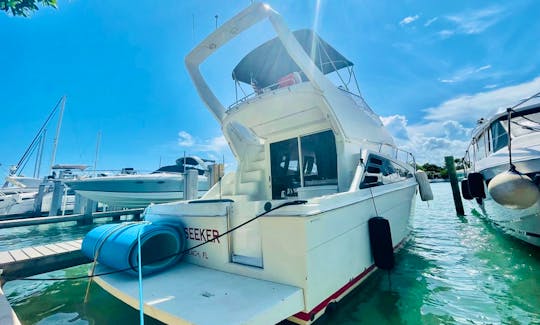 "Soul Seeker" 38' Carver 38SS Flybridge to Explore in Miami Beach