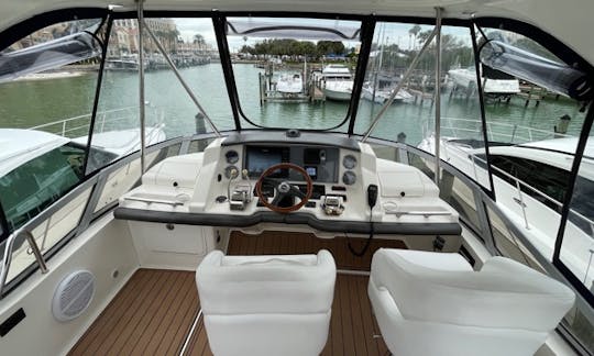 Alquiler de yates Sea Ray Sedan Bridge «The Good Life» de 41 pies en Clearwater, Florida