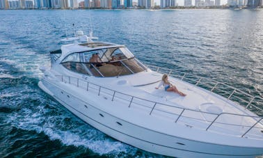 "Good to be Me" 60' Cruisers Yacht 60' for Sandbar Cruise in Miami