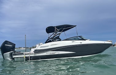 Brand NEW 2020 Monterey M65 26ft for up to 8 guests