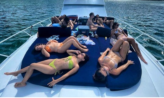 "SALT" Hatteras 70' Luxury Entertainment Yacht With Spacious Design in Miami Beach