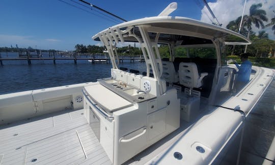 "Legman" HCB Suenos 53' Center Console for Booze Cruise and Sandbar Trips in Lantana