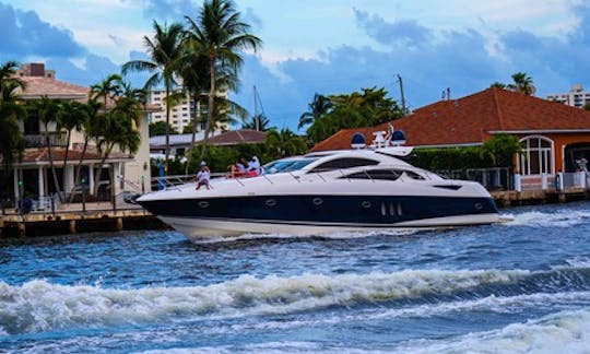 "Aquaholic" Sunseeker Predator