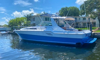 "Once Around" 46' Sea Ray 460 Express Cruiser Yacht for Charter in Ft. Lauderdale