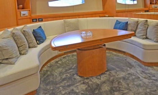 "Exodus" 88' Pershing M/Y With Salon And Lounge in Florida Keys