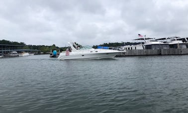 Doral 350 SE Cabin Cruiser Charter on Lake Lanier