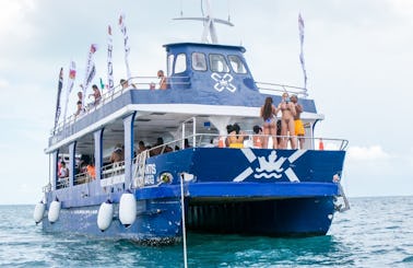 Double decker Catamaran for 130 passengers in Cancun