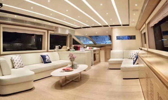 Aquitalia 68F Motor Yacht in Shanghai Shi