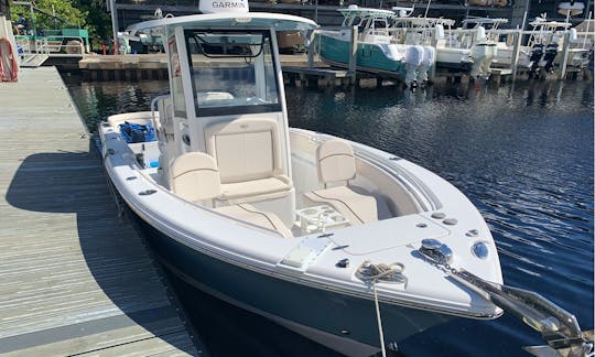 2020 Sea Hunt Ultra 25ft Center Console for Charter in Holiday