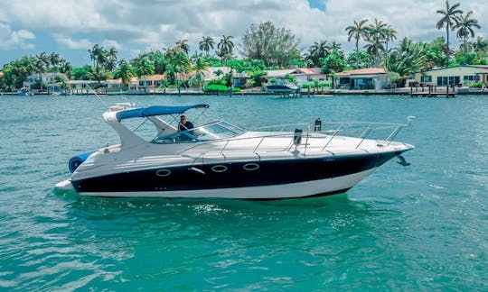 "Vida" Larson Cabrio Motor Yacht for Charter in Miami, Florida