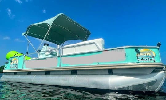 Party 2.0 25' Fischer Pontoon Rental in Fort Lauderdale, Florida