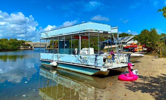 "Pontoon Party" 32' A and M Pontoon