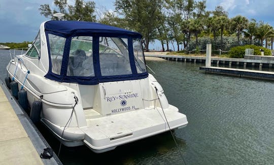 ''Rey of Sunshine'' 34' Cruisers 340 Express Motor Yacht Rental in Dania Beach, Florida