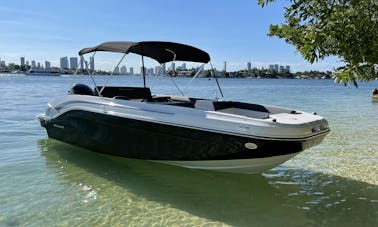 Island Adventure Awaits: 2-Hour Miami Boat Rental to Raccoon Island with Captain