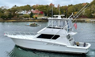 Hatteras 50ft Motor Yacht for Cruise or Sightseeing in Boothbay Harbor