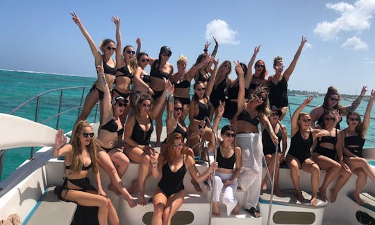 ¡Especialista en despedidas de soltero y cumpleaños en catamarán en Punta Cana!