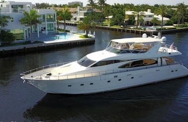 "Day Dreaming" Azimut 85 Power Mega Yacht Rental in Miami Beach, Florida