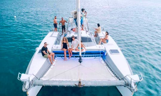 Sailing Catamaran Yacht for up to 24 Guests in Aruba
