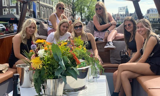 Private boat hire in Amsterdam with captain & bar!