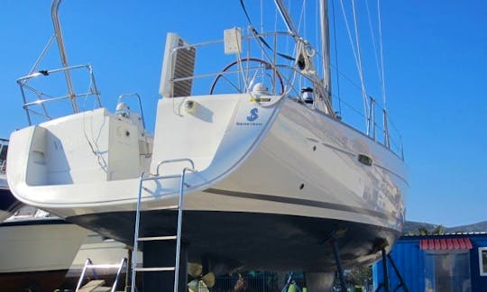 'Ventura' Luxury Monohull  Oceanis 40 Charter  in Trogir