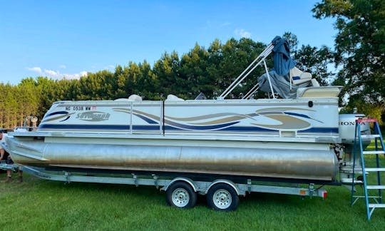 Crest Savannah 25ft Tritoon in Fort Mill / Tega Cay / Lake Wylie