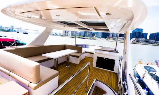 Motor Yacht 68F in Shanghai Shi