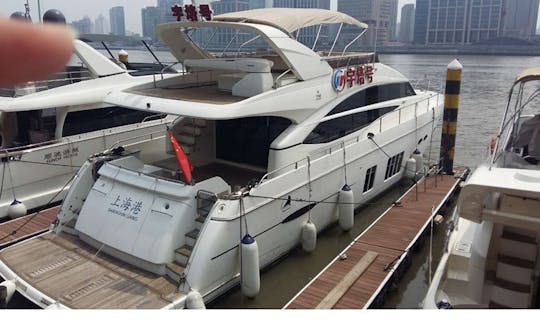 Motor Yacht 72F in Shanghai Shi