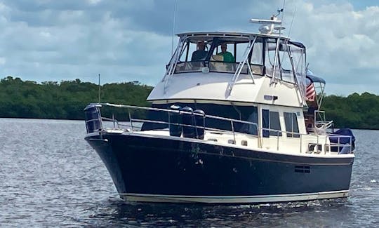 "Comic Relief" SabreLine Trawler Rental in Cape Coral, Florida