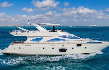 ''Truco II'' Azimut 80 Flybridge Power Mega Yacht Rental in Miami, Florida