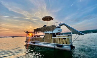 Suntracker Party Pontoon - Grand Haven’s Floating Tiki Bar