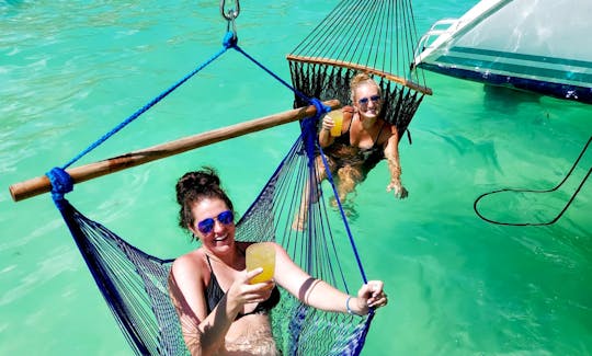 Passeio de barco de catamarã compartilhado até a Ilha da Paixão (das 10h às 15h) 