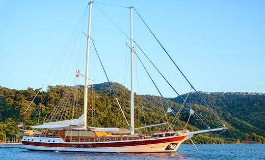 Rent a Beautiful Sailing Gulet for 10 guests in Muğla, Turkey!